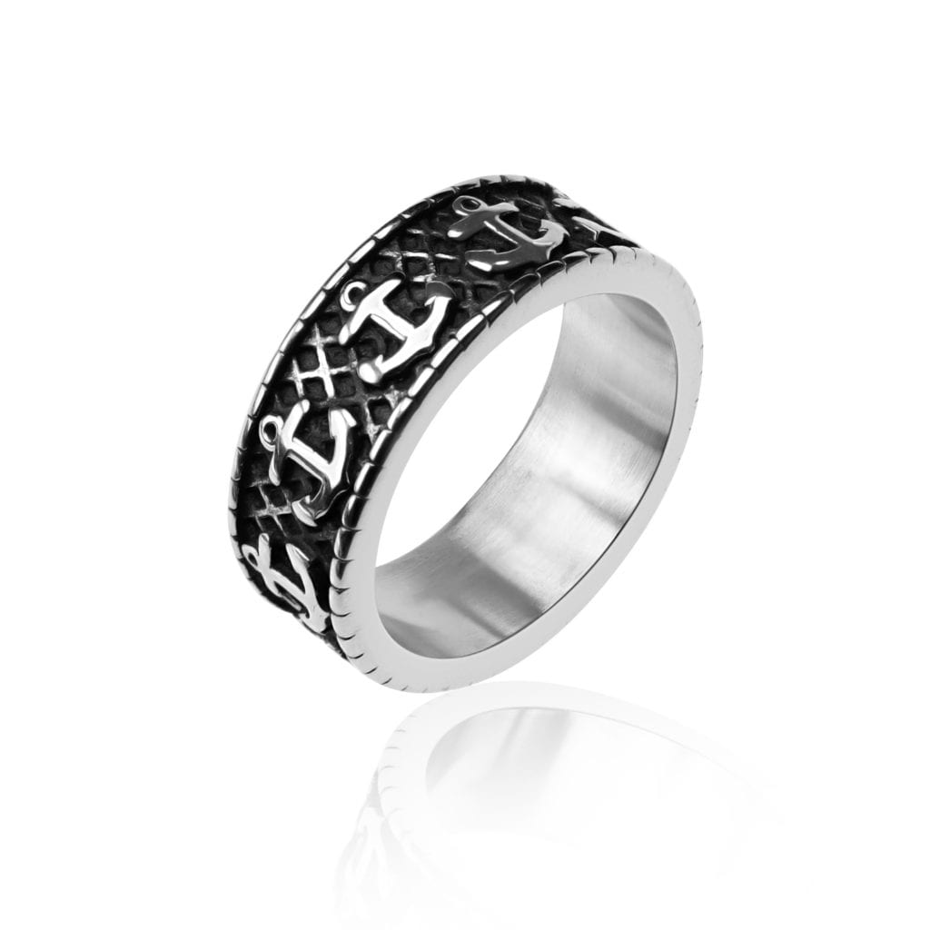 טבעת עוגנים - מדהימה ביופייה. טבעת העשויה Stainless Steel.