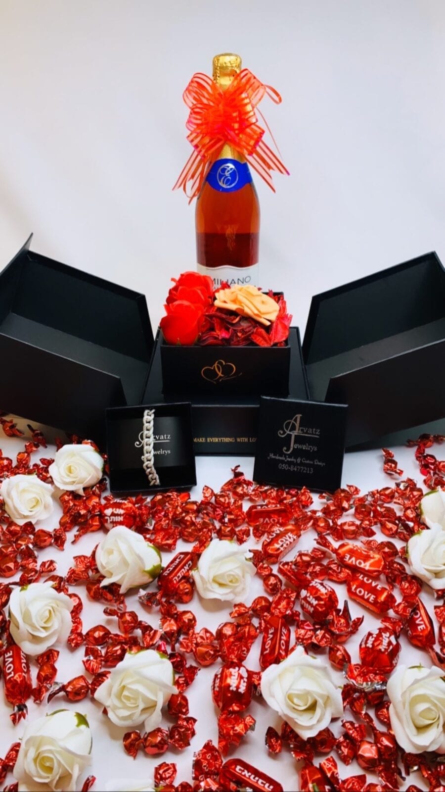 מארז מספר 3 BLACK מארז מספר 3 BLACK