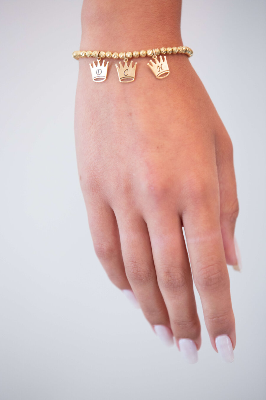 צמיד כדורי לייזר עם כתרים צמיד כדורי לייזר עם כתרים