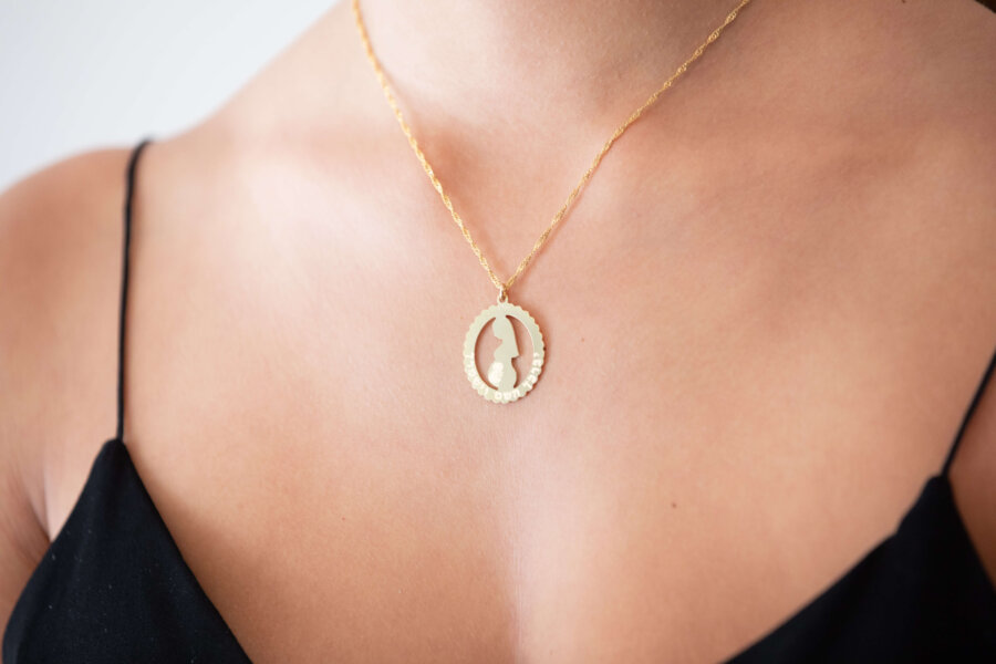 שרשרת אישה בהיריון שרשרת אישה בהיריון